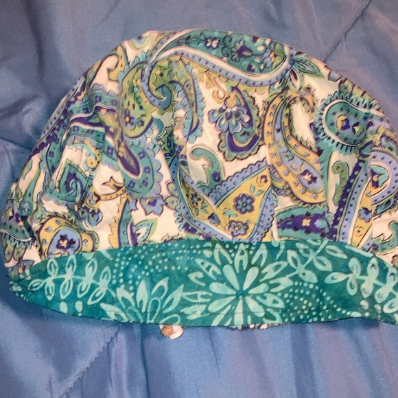 Lot of 4 scrub caps, bouffant style - Picture 3 of 9